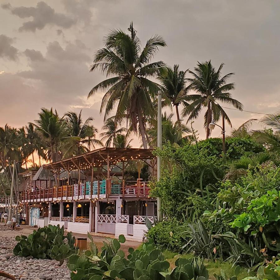 Layback Surf Hotel Tamanique 外观 照片